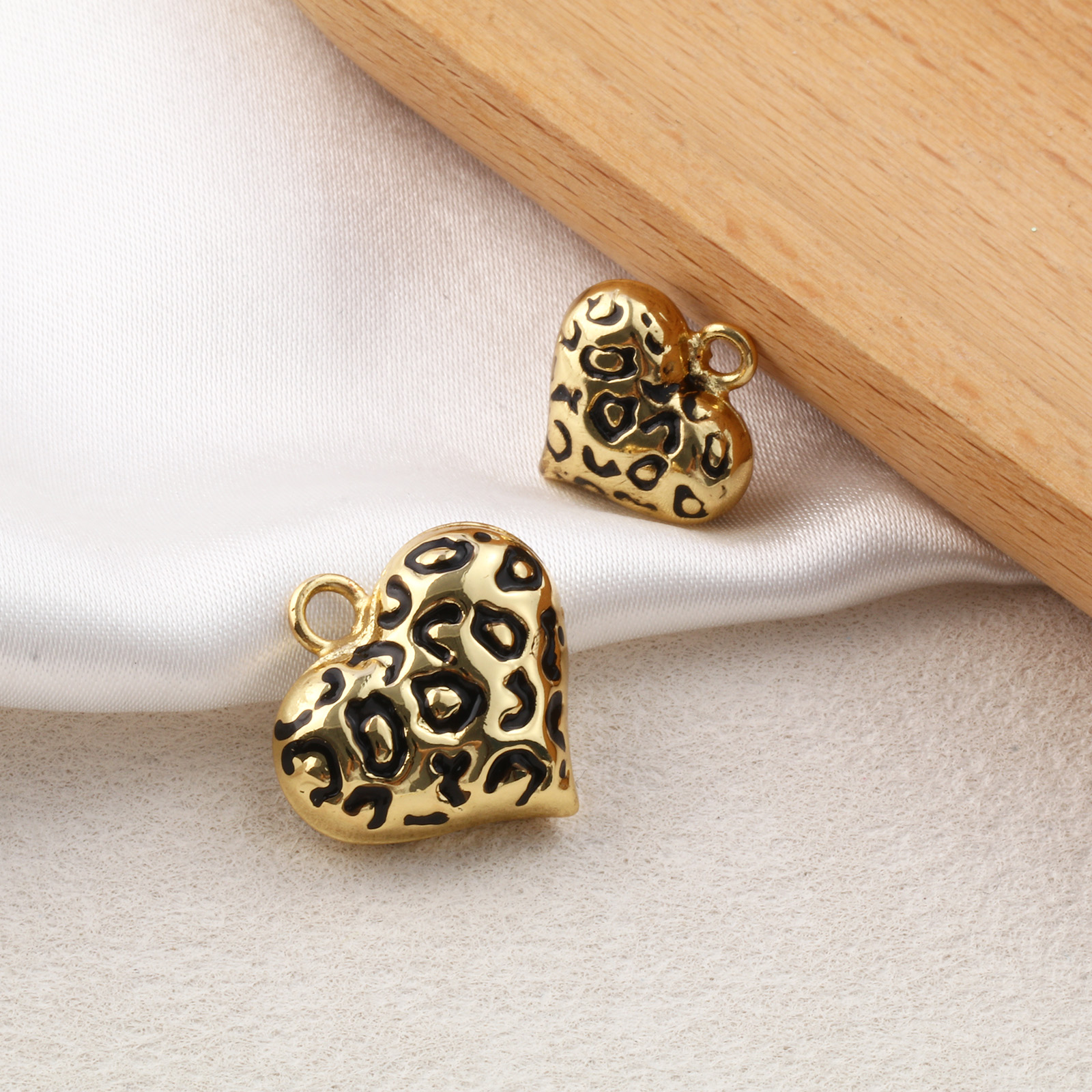 1 Piece Brass 3D Heart Charms  - 3D Printing Jewellery recension och pris
